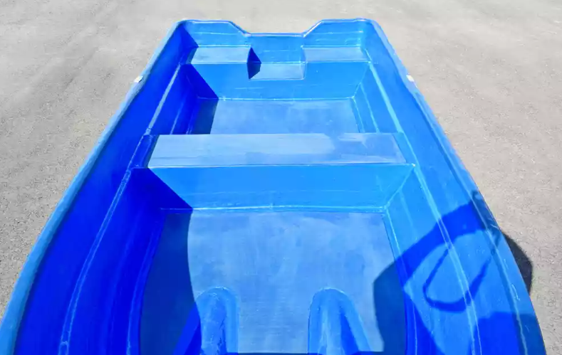 Стеклопластиковая лодка Neman-340 (тримаран) в Барнауле