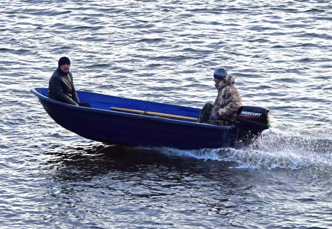 Стеклопластиковая лодка Neman-340 (тримаран) в Барнауле