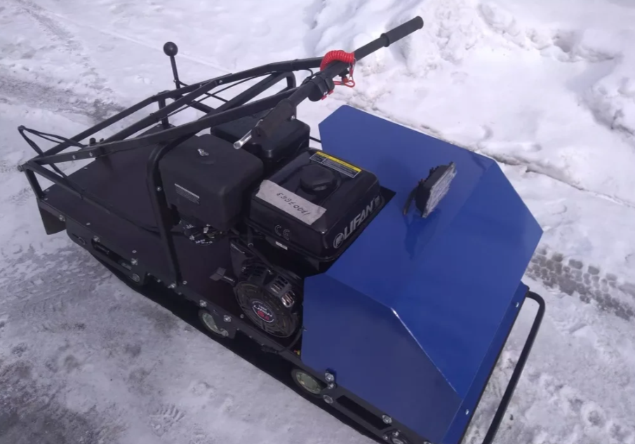 Мотобуксировщик AhtaR ЗИМА с реверсом (задний ход) в Барнауле