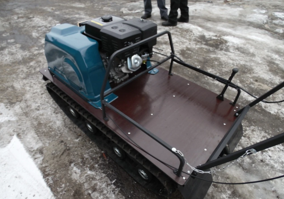 Мотобуксировщик AhtaR LR13 с реверс-вариатором Буран (задний ход) в Барнауле