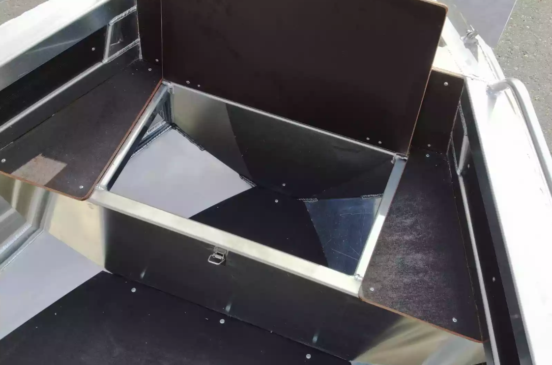 Алюминиевая лодка  Неман-480 Р в Барнауле