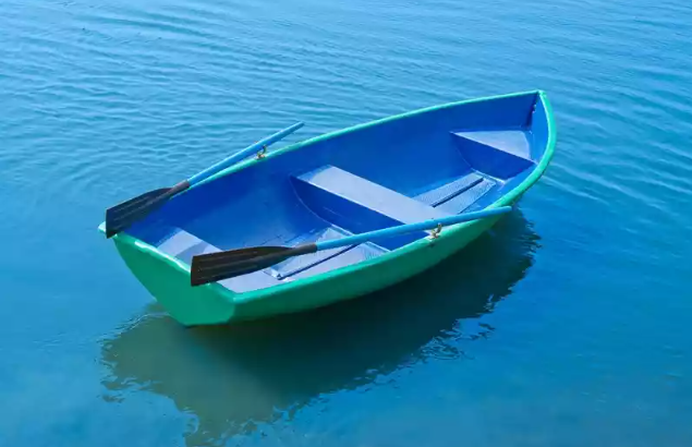 Стеклопластиковая лодка Дельфин в Барнауле