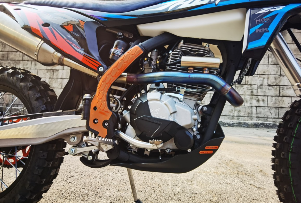 Мотоцикл JHLMOTO JHL Z3 CB250 (172FMM-3A) в Барнауле