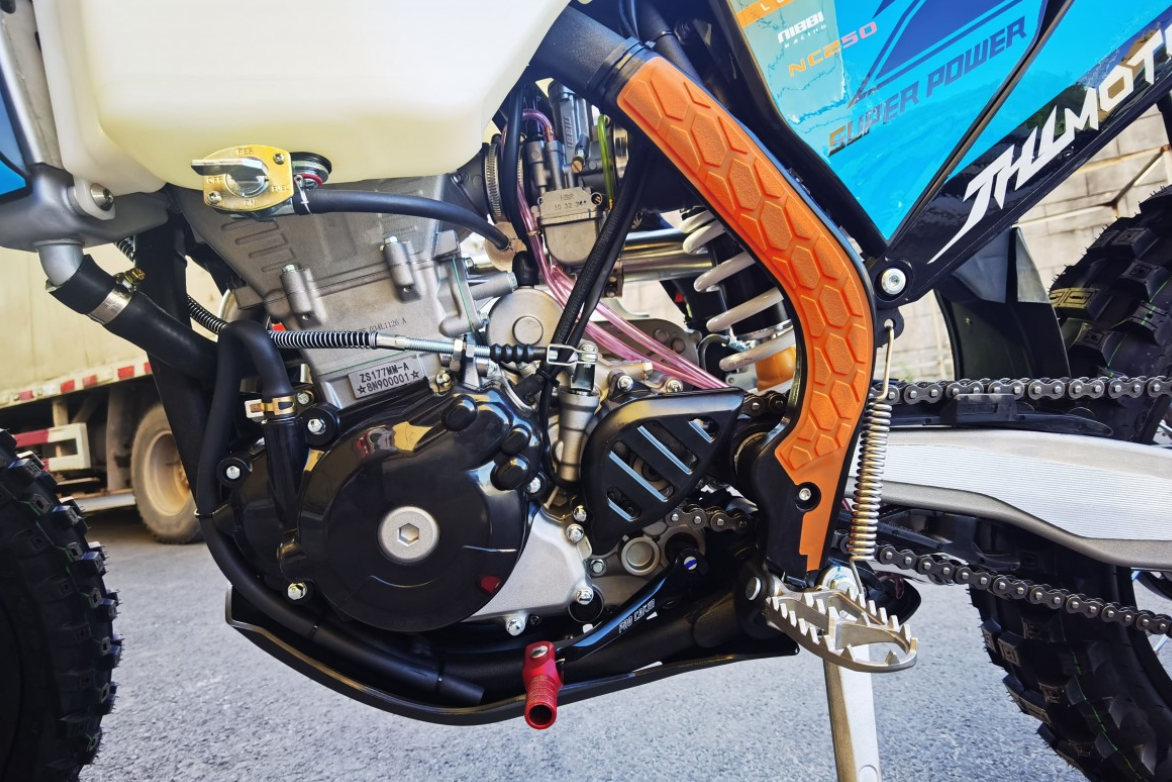 Мотоцикл JHLMOTO JHL Z7 NC250S (177MM-A) в Барнауле