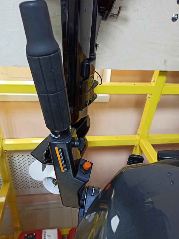 Лодочный мотор BREEZE F9,9S (4х тактный) в Барнауле