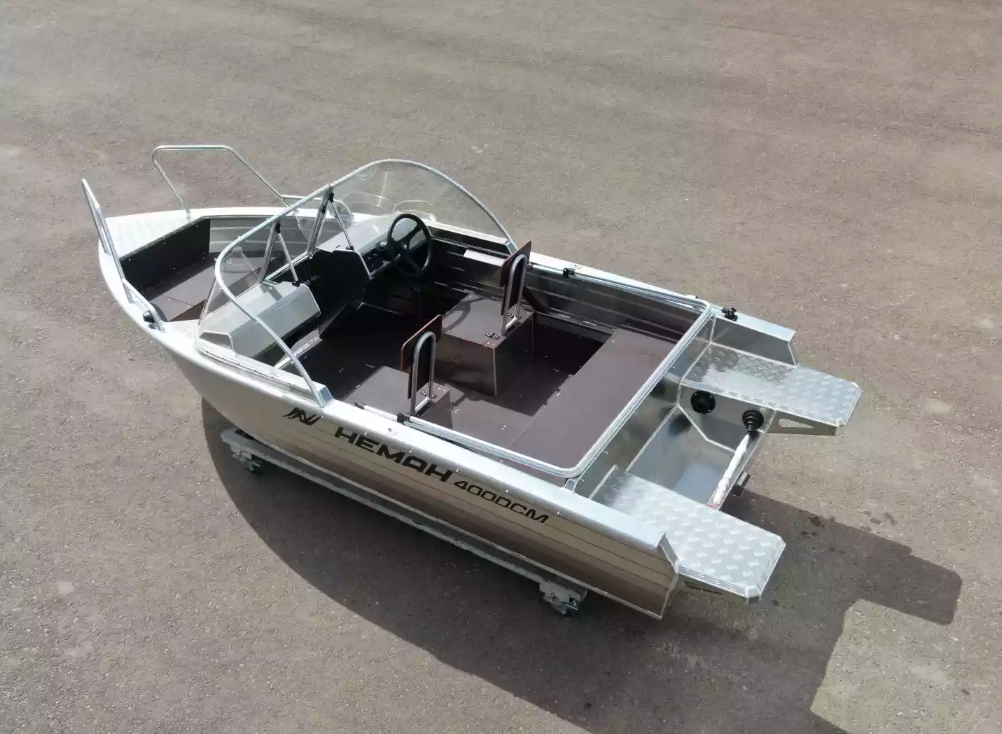 Алюминиевая лодка  Неман-400 DCM NEW в Барнауле
