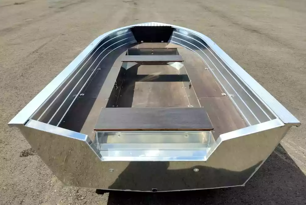 Алюминиевая лодка Неман-400 в Барнауле