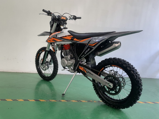Мотоцикл JHLMOTO JHL LX4 CB300RL (175FMN) в Барнауле