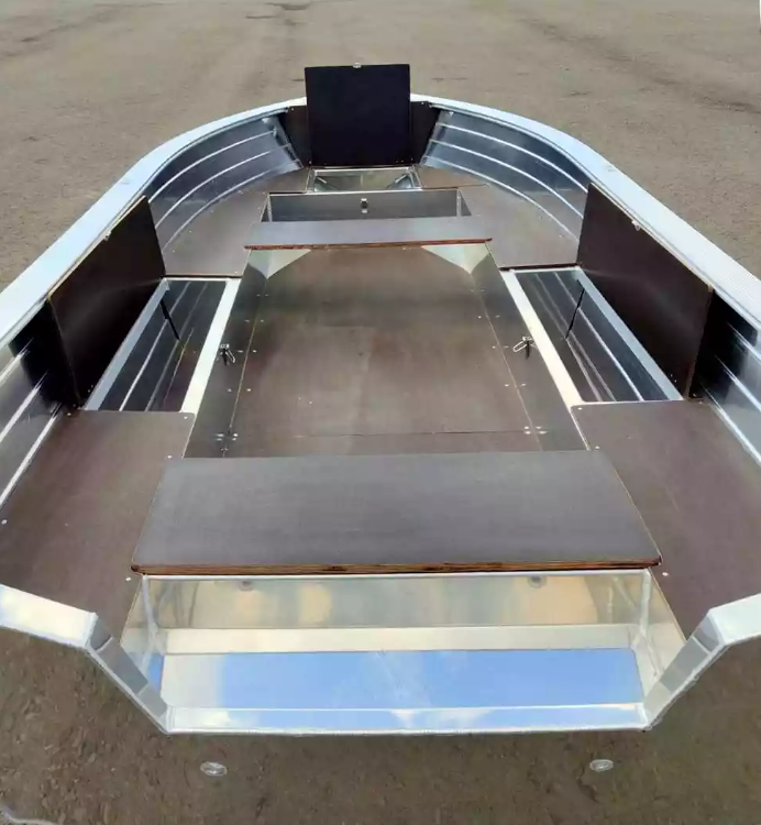 Алюминиевая лодка Неман-400 в Барнауле