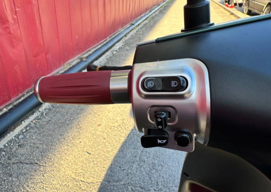 Скутер PROMAX Miami 240 (49) в Барнауле