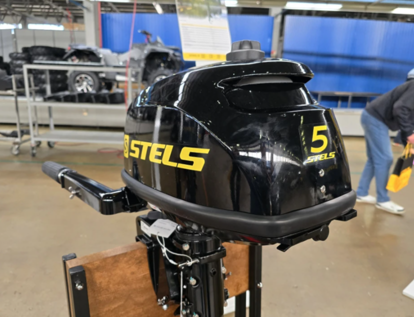 Лодочный мотор STELS 5HP в Барнауле
