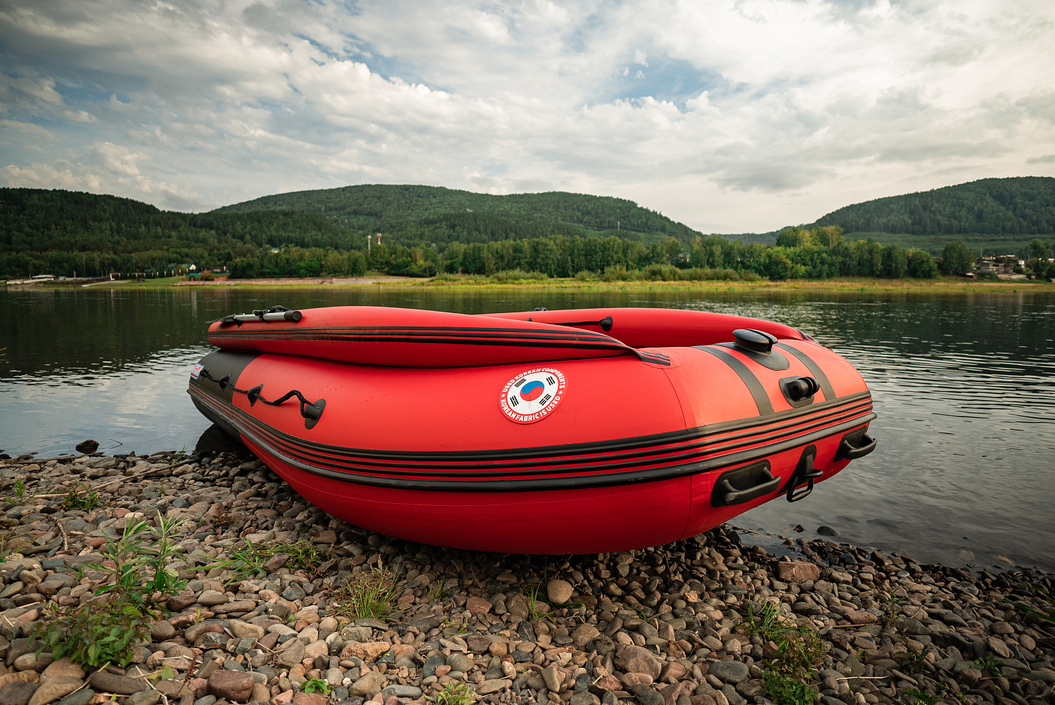 Лодка MISHIMO RIVER FJET PRO 410  под водомет в Барнауле