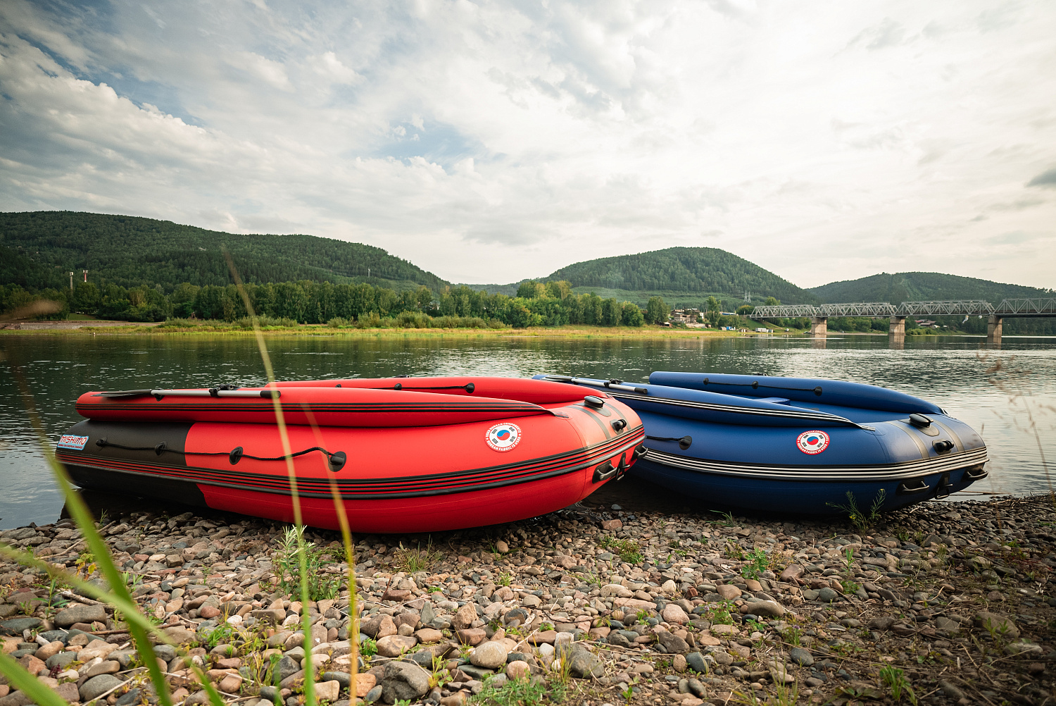 Лодка MISHIMO RIVER FJET PRO 410  под водомет в Барнауле