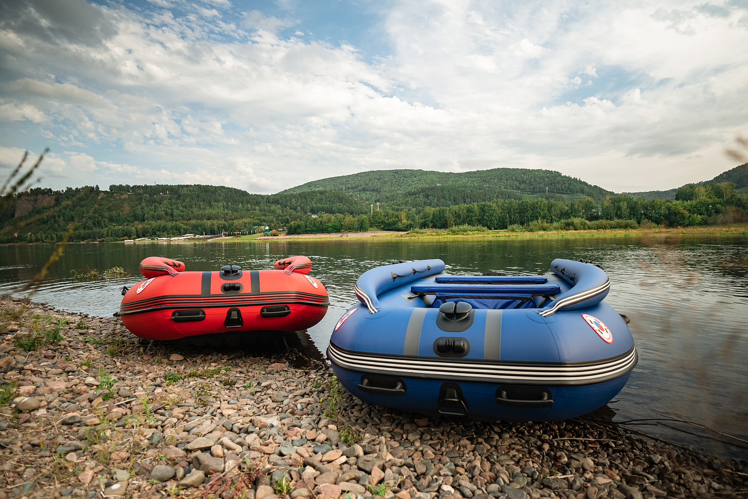 Лодка MISHIMO RIVER FJET PRO 410  под водомет в Барнауле