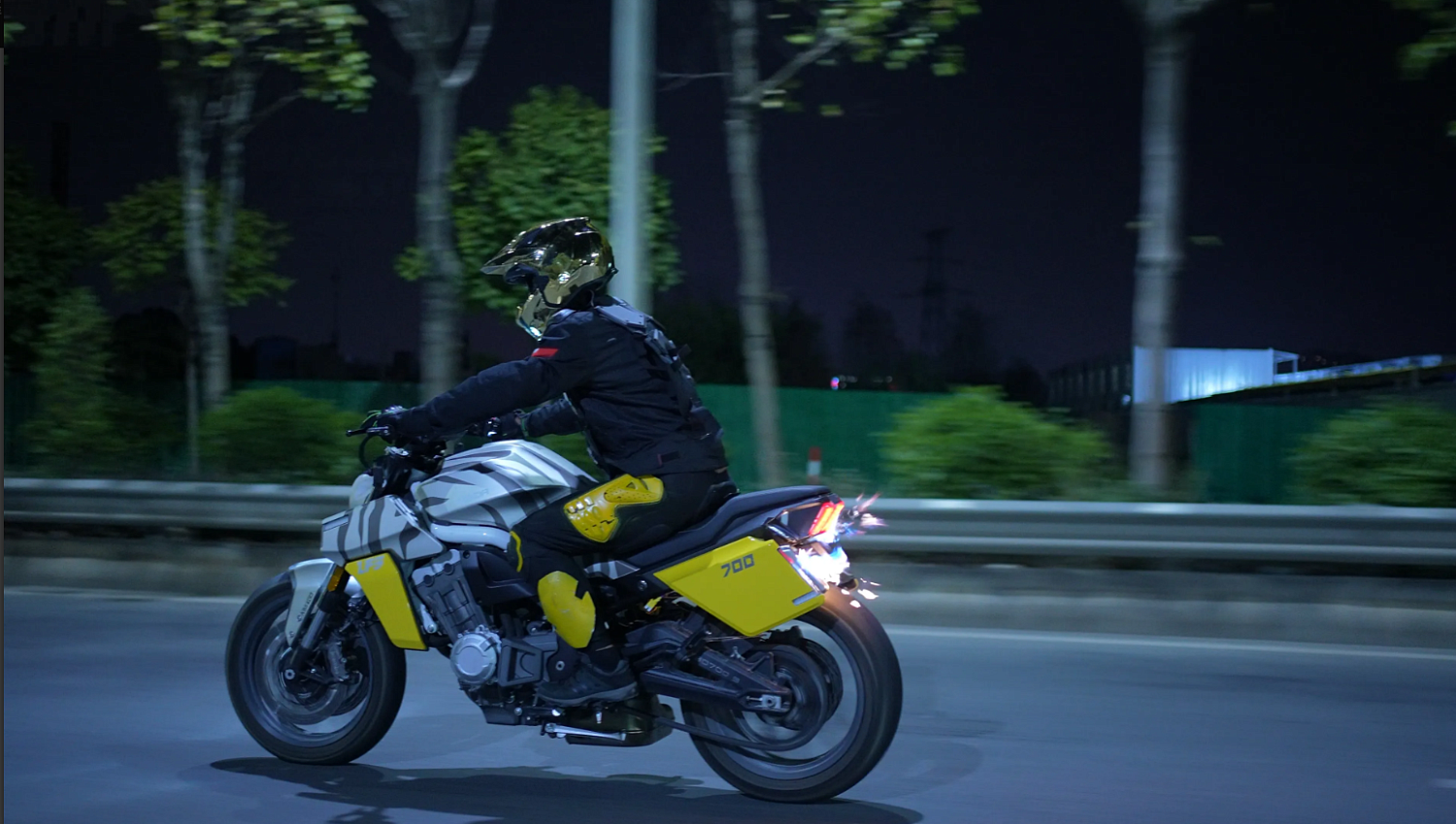 Мотоцикл Benda LFS 700 в Барнауле